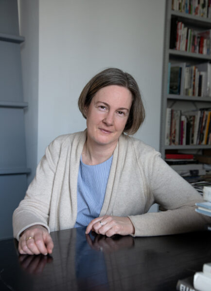 Autorinnenportrait von Christina Natlacen